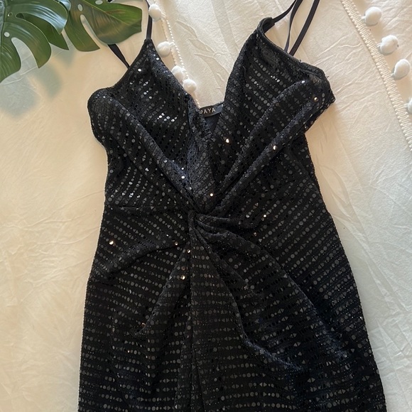 🖤Sparkle Slit Dress - Picture 5 of 8